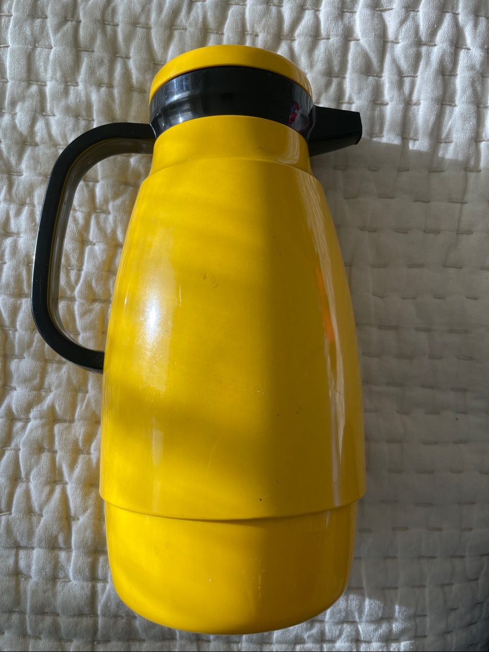Vintage Crown Corning Thermique Thermos Carafe Insulated 1qt Japan yellow
